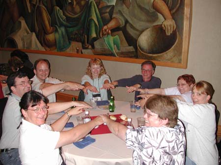 Lots of fun at this table with Pat Mullen, Wayne Bascom, Patricia Kincannon, Mary Williams, and others
